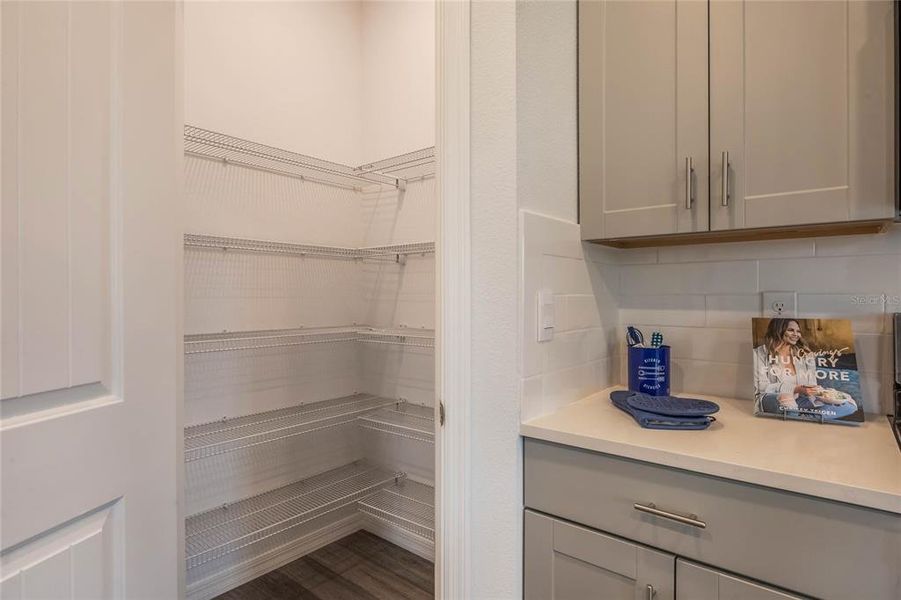 Image 42 of a home in Wynwood.