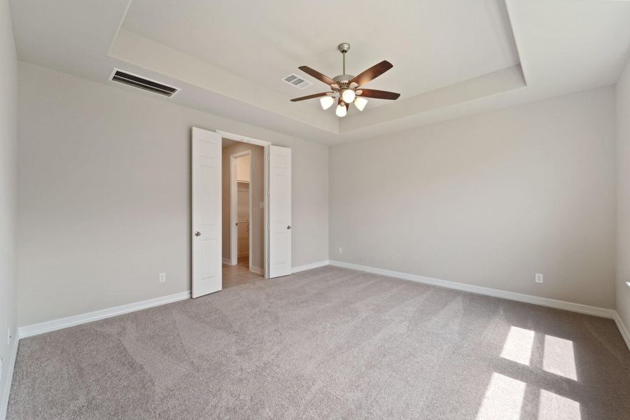 Sample product photo. Actual exterior and interior selections may vary by homesite. Photo may be virtually staged