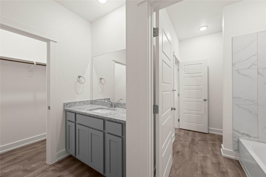 Please Note: These interior photos are not of the actual home but are of a completed one with a similar floor plan. Finishes, features, and layouts may vary. Please Note: These interior photos are not of the actual home but are of a completed one with a similar floor plan. Finishes, features, and layouts may vary.