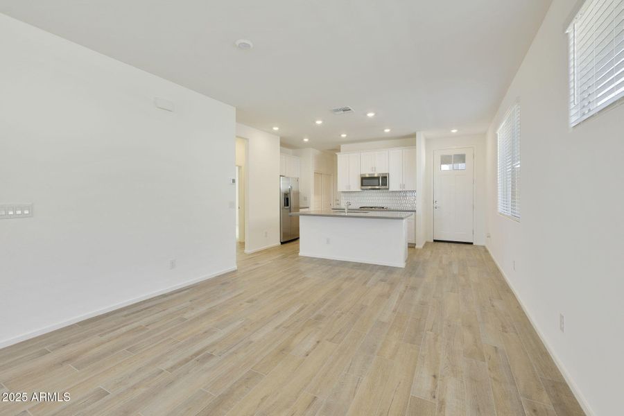 DINING ROOM / KITCHEN