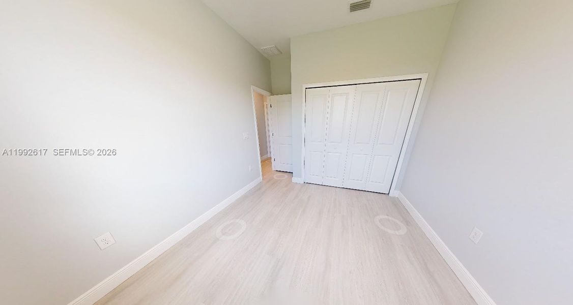 Spacious, unfurnished interior of a new home in , Port Charlotte (Image 21).