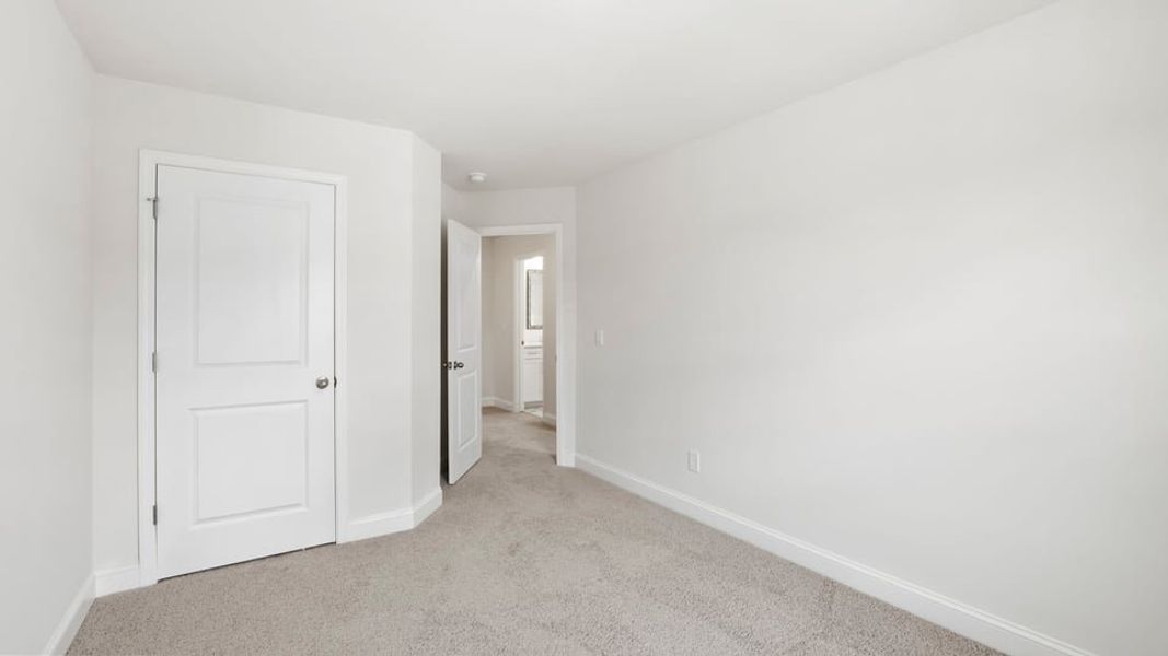 Spacious, unfurnished interior of a new home in Briargate, Fountain Inn (Image 29).