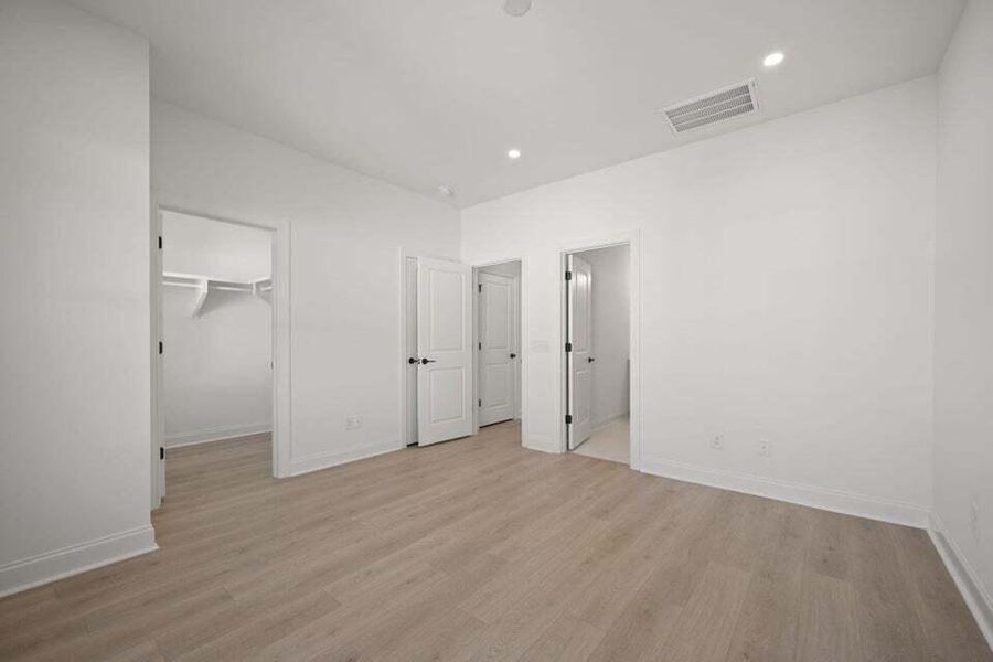Spacious, unfurnished interior of a new home in , Johns Island (Image 10).