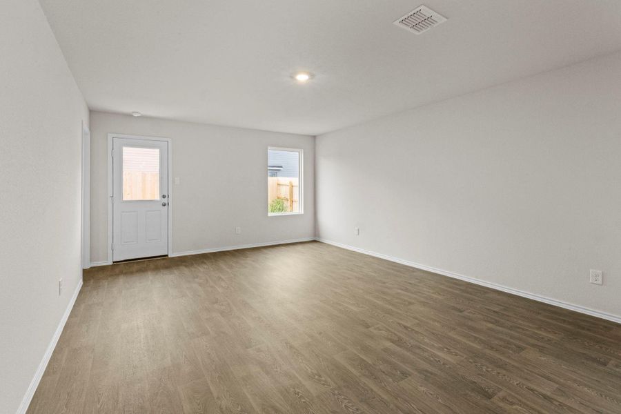 Spacious, unfurnished interior of a new home in Sunset Oaks, Maxwell (Image 27). Spacious, unfurnished interior of a new home in Sunset Oaks, Maxwell (Image 27).