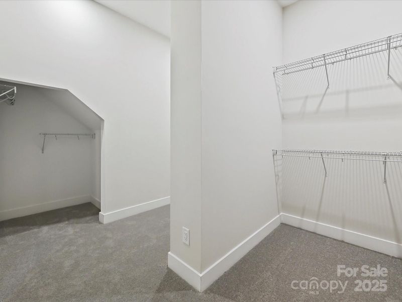 Spacious, unfurnished interior of a new home in Coventry Glen, Huntersville (Image 20). Spacious, unfurnished interior of a new home in Coventry Glen, Huntersville (Image 20).