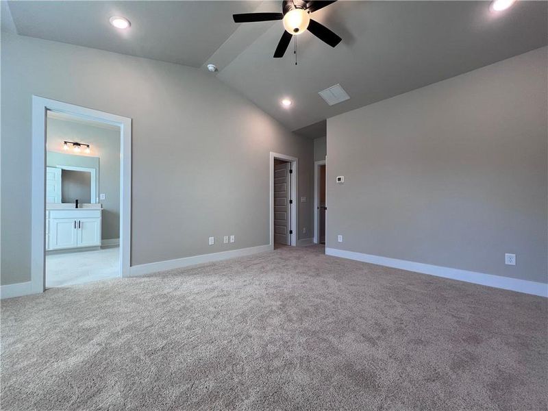 Spacious, unfurnished interior of a new home in , Tucker (Image 34).