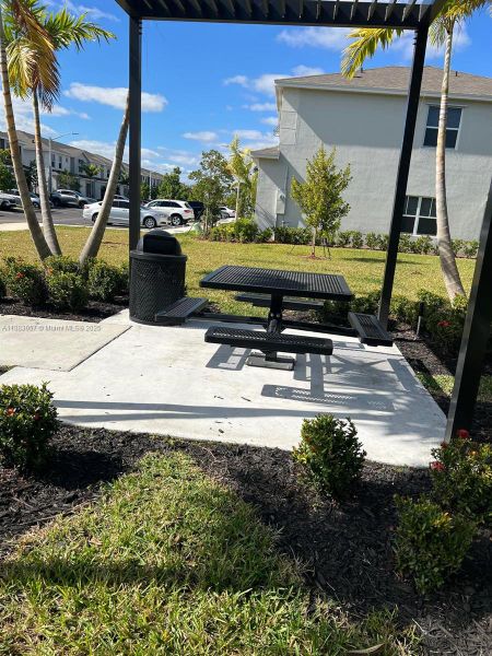 Community amenities in , Florida City (Image 2). Community amenities in , Florida City (Image 2).