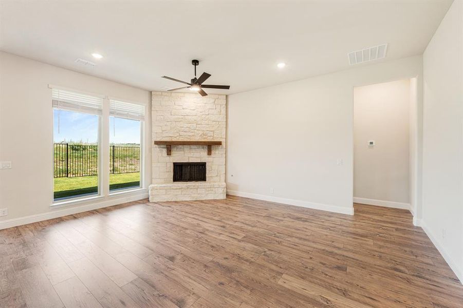Spacious, unfurnished interior of a new home in Godley Ranch Classic, Godley (Image 16). Spacious, unfurnished interior of a new home in Godley Ranch Classic, Godley (Image 16).