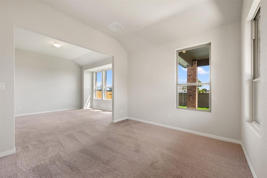 Representative images and renderings are for illustrative purposes. Actual structural options and design finishes of home may vary.