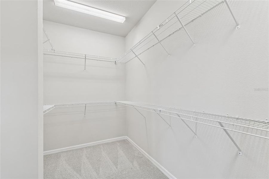 Spacious, unfurnished interior of a new home in John’s Lake North, Clermont (Image 19).