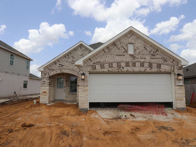 Image 19 of a home in Miller's Pond. Image 19 of a home in Miller's Pond.