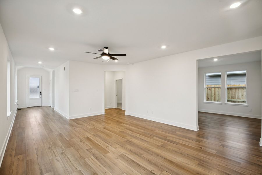 Spacious, unfurnished interior of a new home in The Cottages Collection at Oakberry Trails, Waller (Image 7). Spacious, unfurnished interior of a new home in The Cottages Collection at Oakberry Trails, Waller (Image 7).