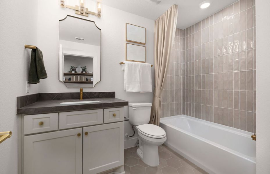 Representative furnished interior of a home built from the Renown by Del Webb in Del Webb Austin at Lost Pines, Bastrop (Image 14). Representative furnished interior of a home built from the Renown by Del Webb in Del Webb Austin at Lost Pines, Bastrop (Image 14).