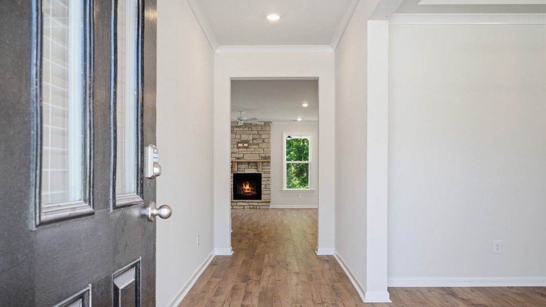 Spacious, unfurnished interior of a new home in Wildwood, Covington (Image 9).