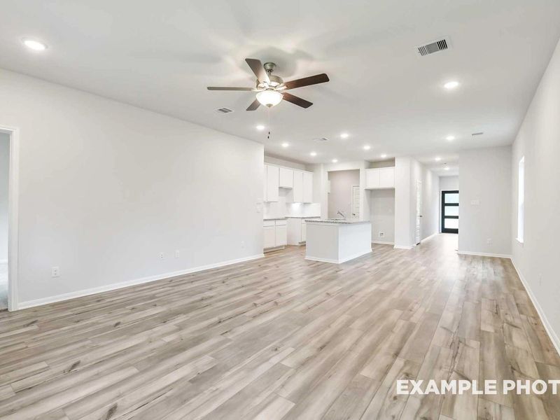 Spacious, unfurnished interior of a new home in Caney Creek Place, Conroe (Image 16). Spacious, unfurnished interior of a new home in Caney Creek Place, Conroe (Image 16).