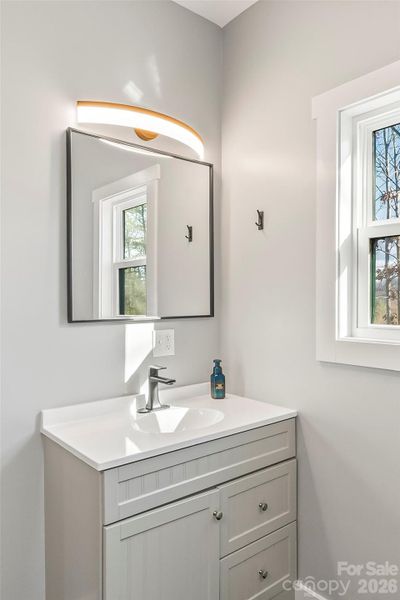 Image 42 of a home in .