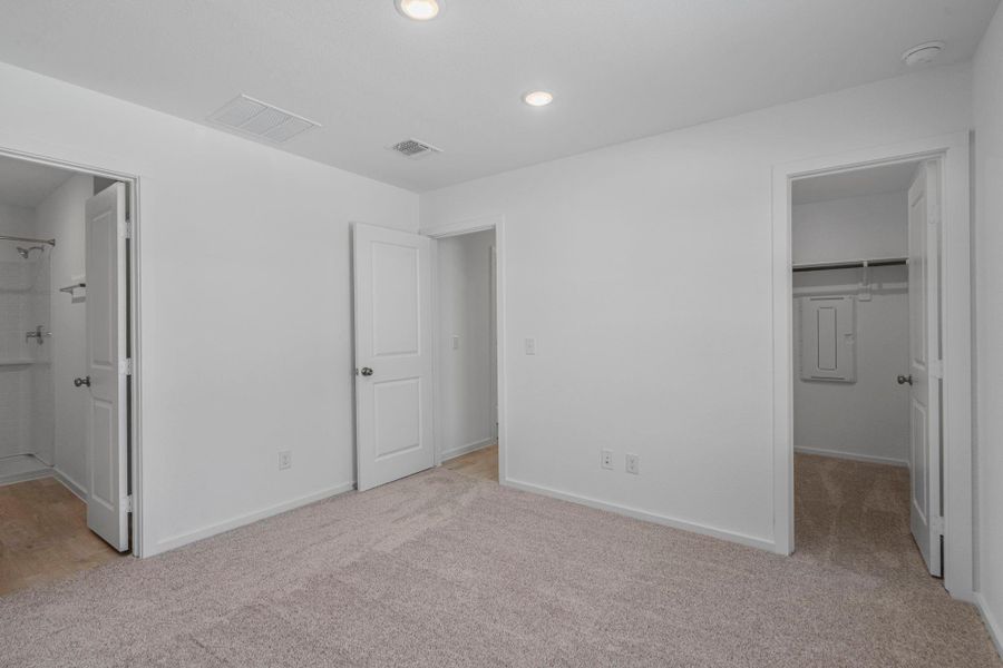 MODEL HOME images may NOT be consistent with the finished product.