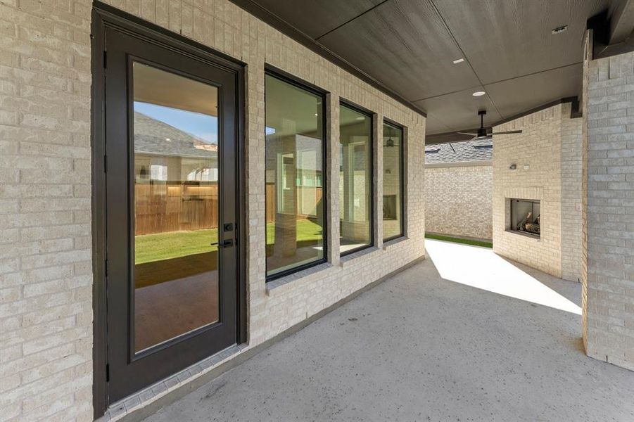 45. 3409 Alysheba - Patio (2)