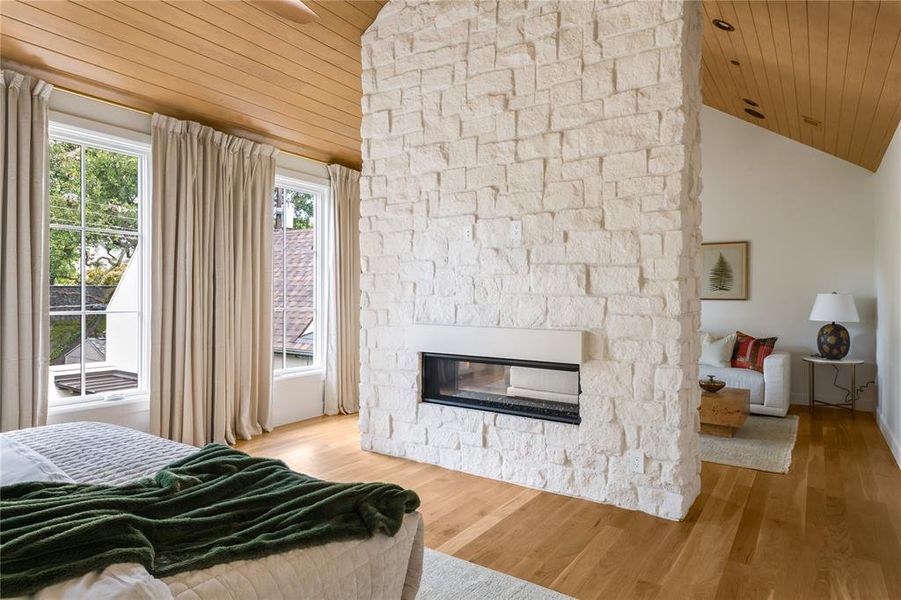 Furnished interior view inside a new home in , Highland Park (Image 4).