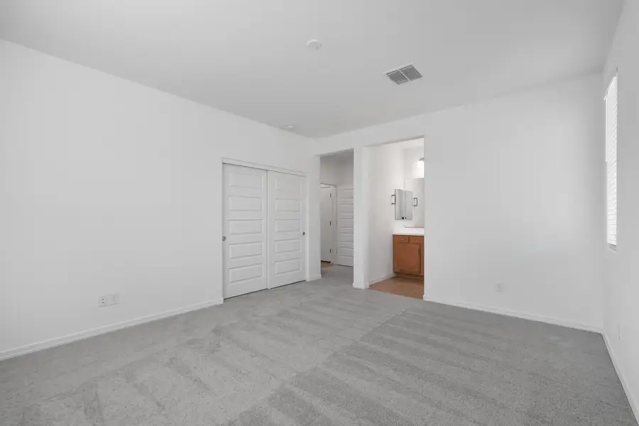 Spacious, unfurnished interior of a new home in Parkside, Avondale (Image 27).