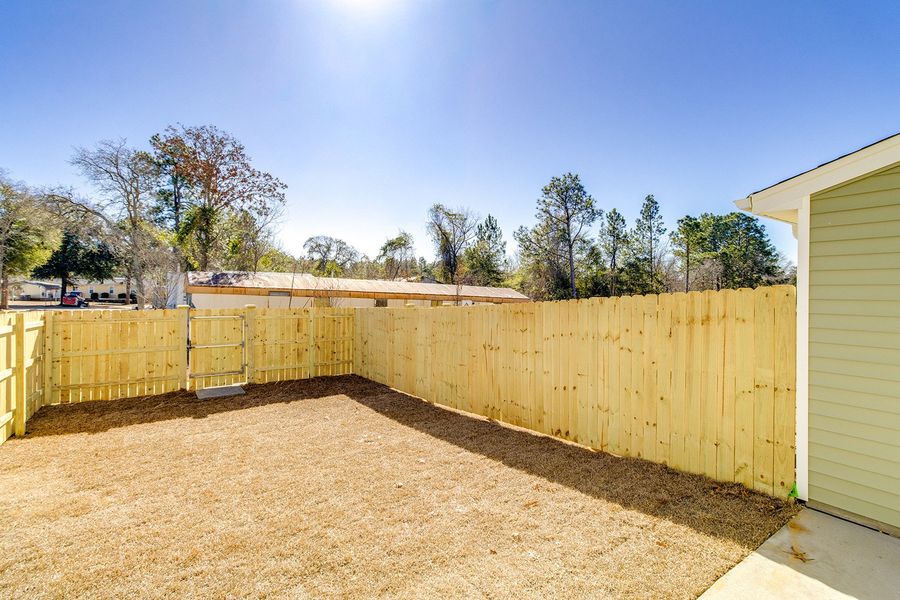 Exterior details and patio area of a home in Astoria, Columbia (Image 4).