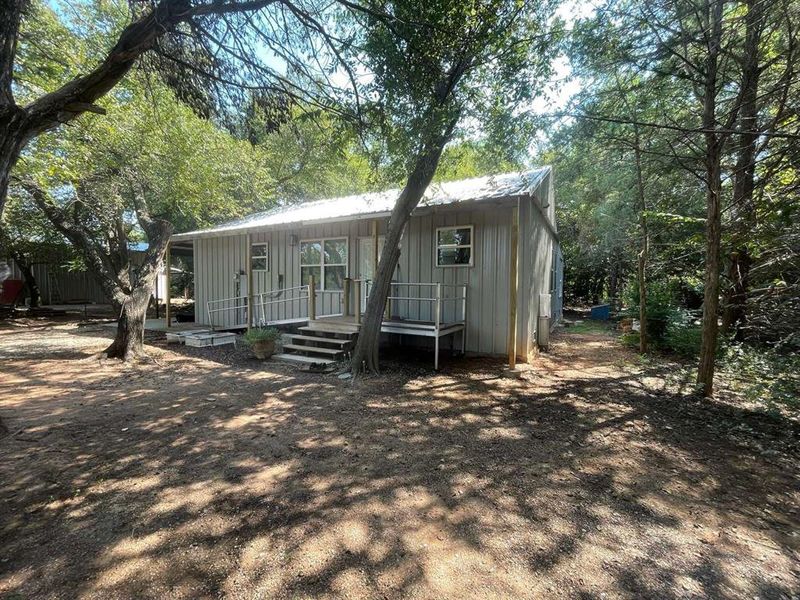 Exterior details and patio area of a home in , Wichita Falls (Image 1).