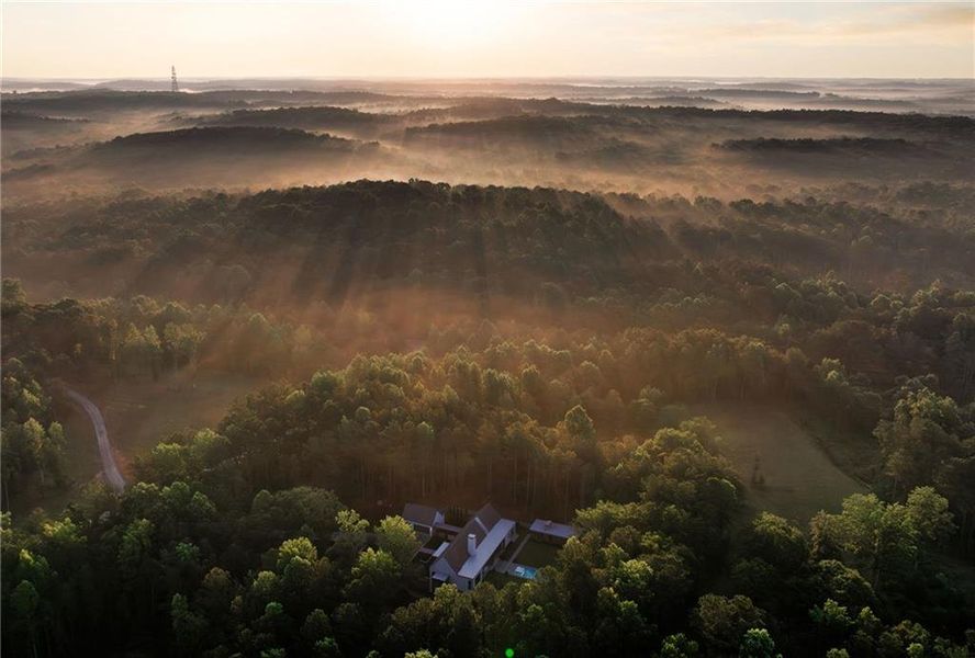 Natural landscape and outdoor views near in Chattahoochee Hills (Image 49). Natural landscape and outdoor views near in Chattahoochee Hills (Image 49).
