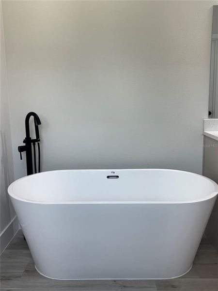 Close-up of interior finishes inside a home in , Sebring (Image 19).