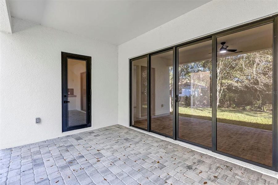 Exterior details and patio area of a home in , Port Charlotte (Image 32).