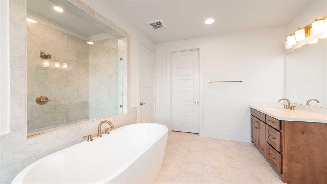 Furnished interior view inside a new home in Terraces 82'/100', Rockwall (Image 10).