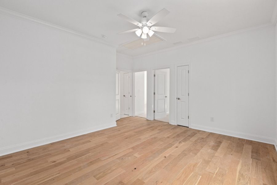 Spacious, unfurnished interior of a new home in , Summerville (Image 28).