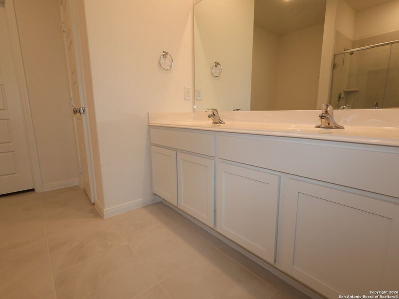 Image 46 of a home in Greenspoint Heights.