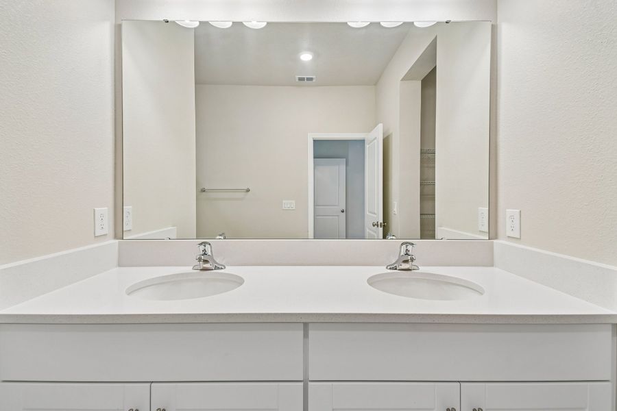 Owner's Bath Owner's Bath