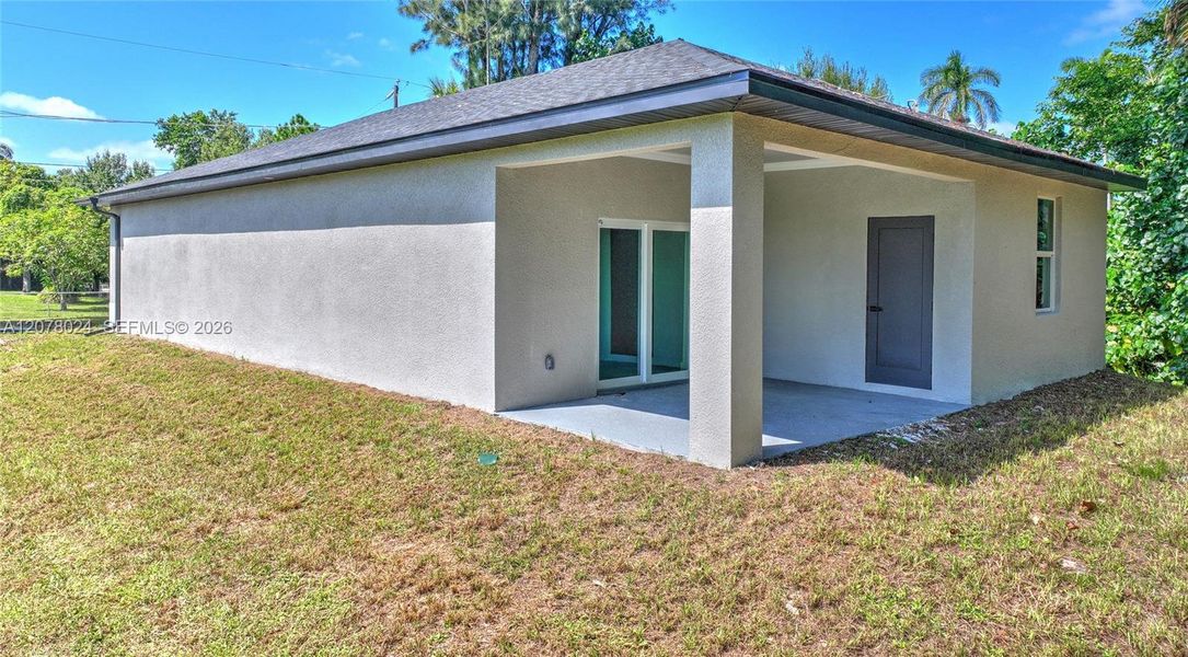 Exterior details and patio area of a home in , Fort Myers (Image 26). Exterior details and patio area of a home in , Fort Myers (Image 26).