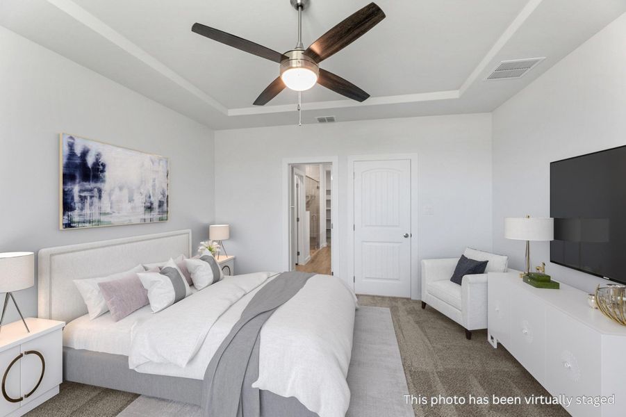 Furnished interior view inside a new home in Highland Ridge, New Braunfels (Image 9).
