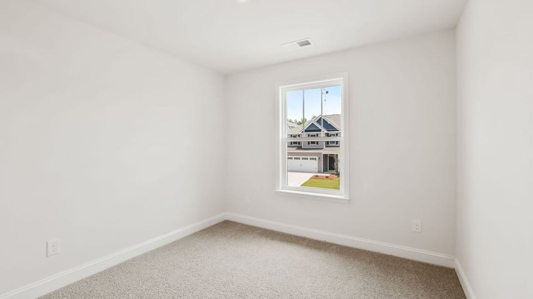 Spacious, unfurnished interior of a new home in Briargate, Fountain Inn (Image 30).