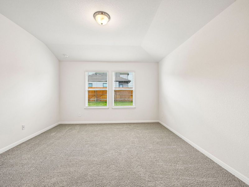 Spacious, unfurnished interior of a new home in Eastern Wells, Jarrell (Image 10).