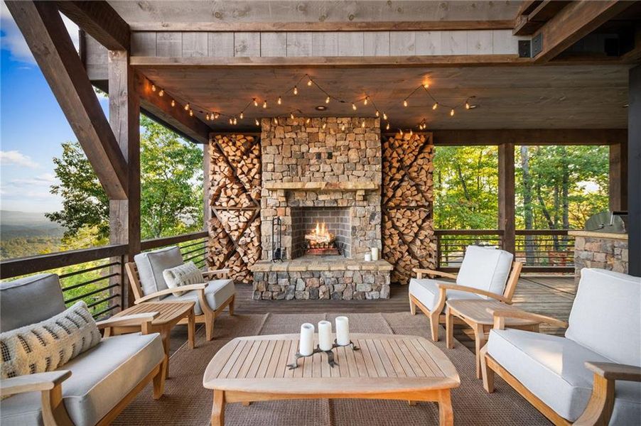 Exterior details and patio area of a home in , Mineral Bluff (Image 27).