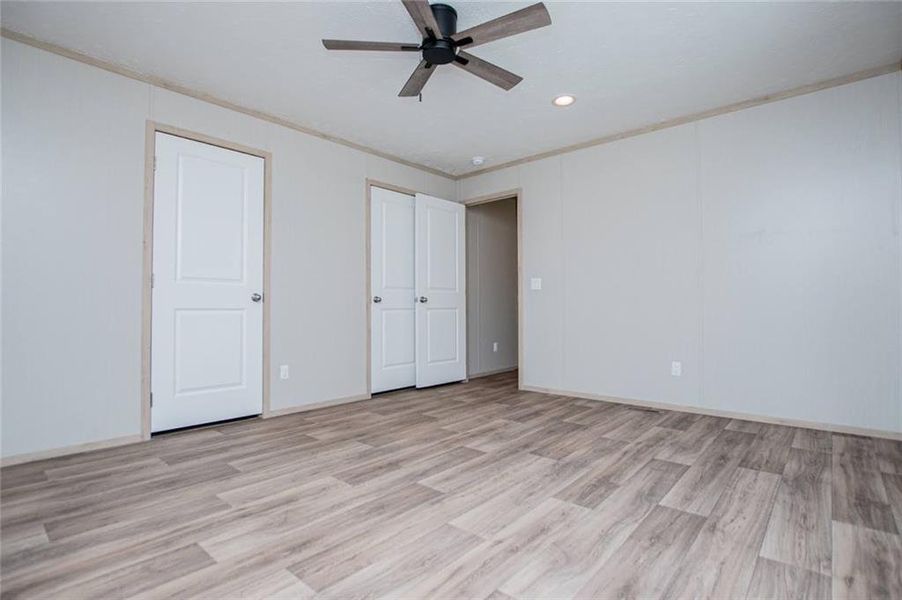 Spacious, unfurnished interior of a new home in , Waco (Image 19).