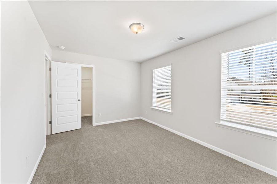 Spacious, unfurnished interior of a new home in Highland Park, Stonecrest (Image 15).