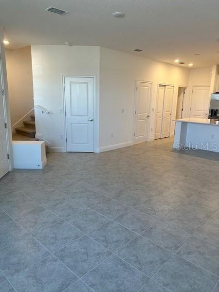 Spacious, unfurnished interior of a new home in , St. Cloud (Image 10).