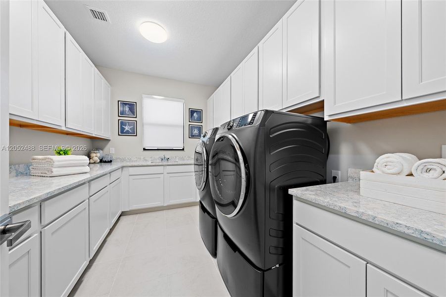Furnished interior view inside a new home in , Palm Beach Gardens (Image 11).
