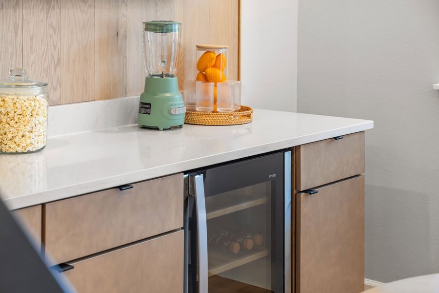 Representative interior finishes for a home built from the Seaglass by Tri Pointe Homes in EvenTide, New Smyrna Beach (Image 57).