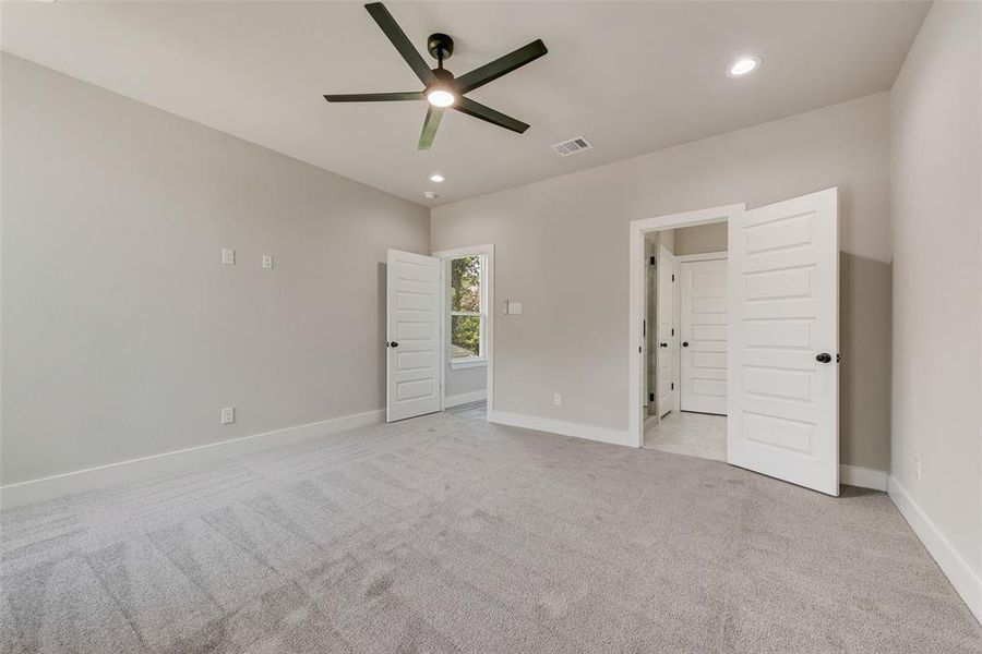 Primary Bedroom with En-Suite Primary Bedroom with En-Suite