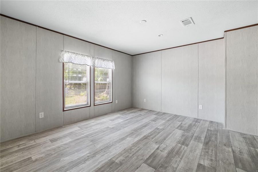 Spacious, unfurnished interior of a new home in , Christmas (Image 21).