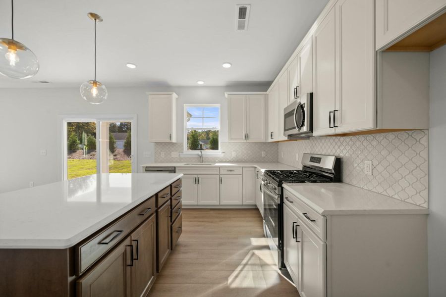 Furnished interior view inside a new home in Pisgah Park, Kernersville (Image 10).