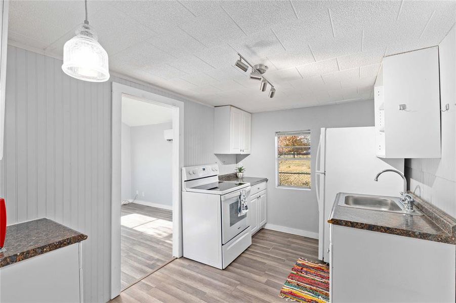 Furnished interior view inside a new home in , Brownwood (Image 5).