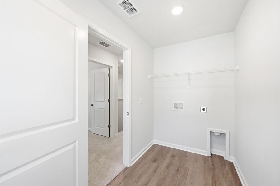 Spacious, unfurnished interior of a new home in Grand Arbor, Blythewood (Image 20).