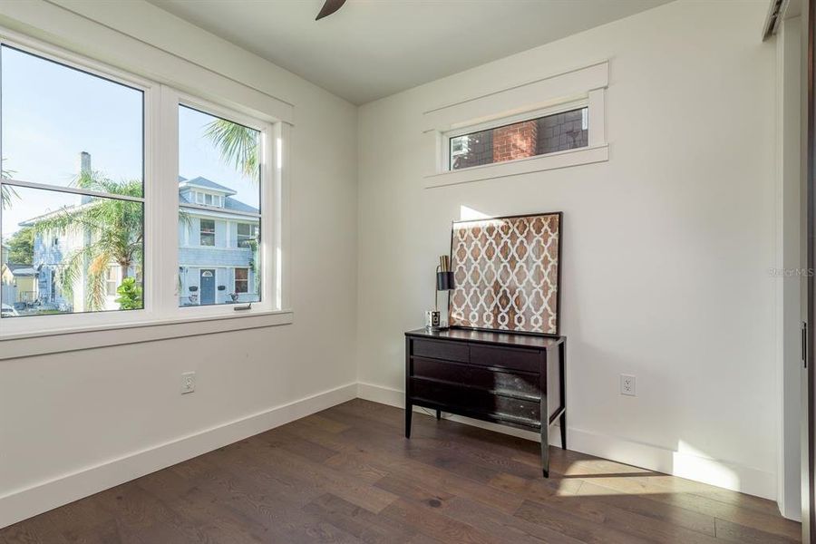 Furnished interior view inside a new home in , St. Petersburg (Image 35).
