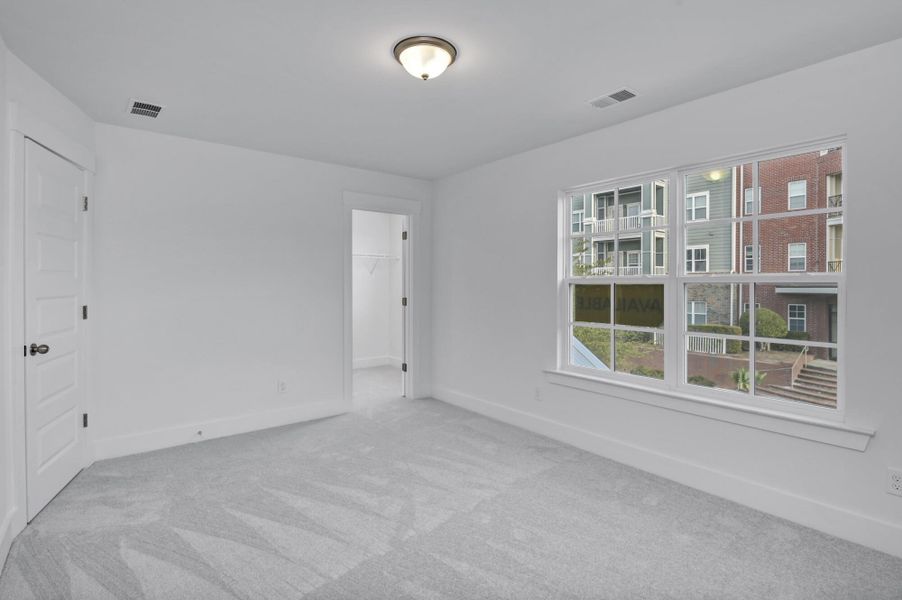 Spacious, unfurnished interior of a new home in Lake Carolina Townhomes, Columbia (Image 26).
